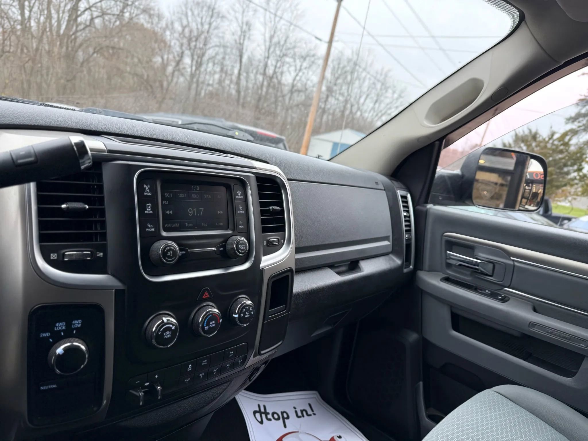 Used 2014 RAM 2500 SLT image 10