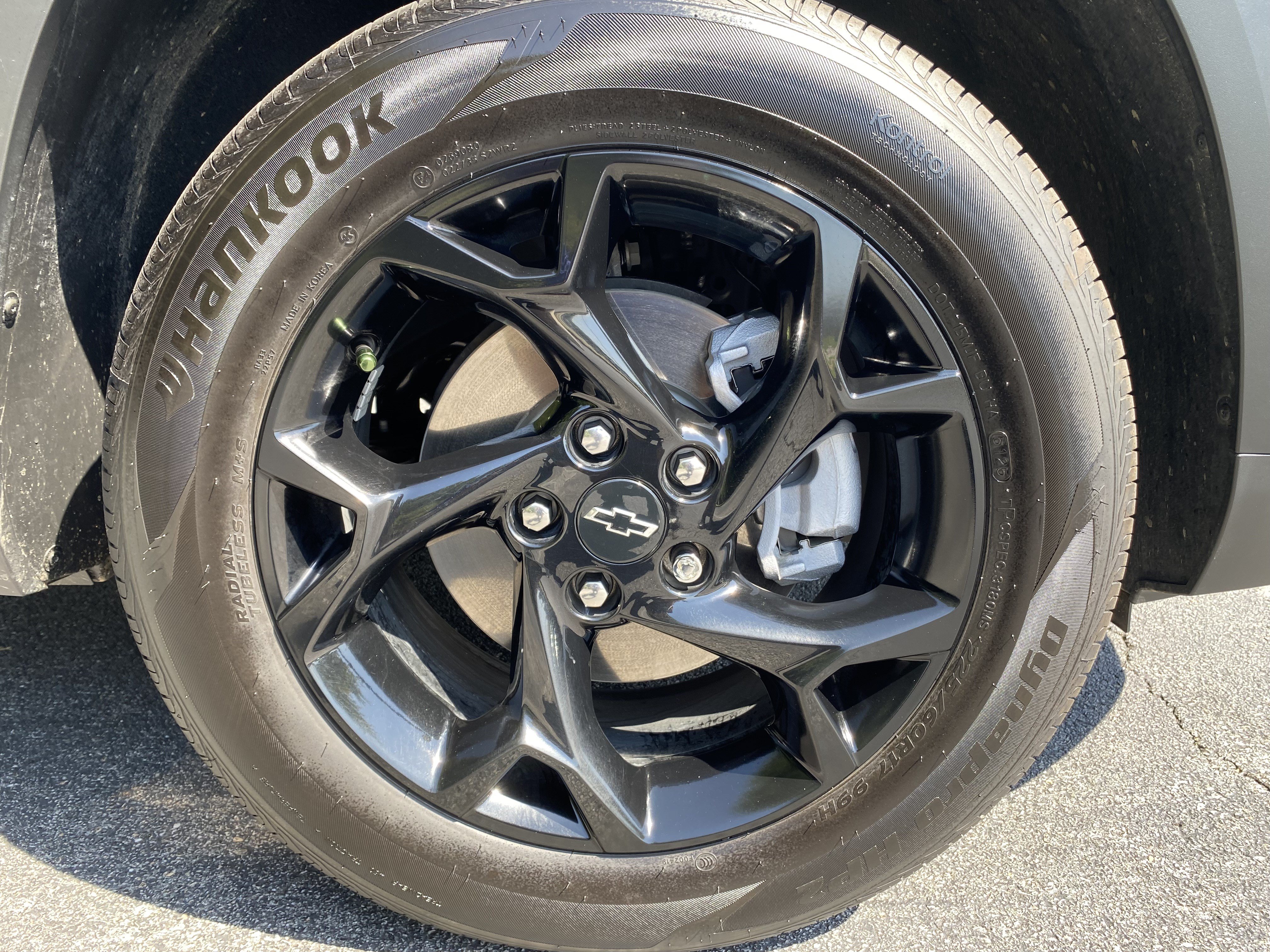 Used 2026 Chevrolet Trax LT w/ Midnight Edition FWD image 13