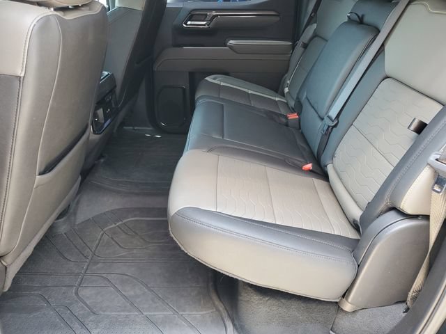 Used 2024 Chevrolet Silverado 1500 ZR2 w/ Technology Package AWD/4WD image 32