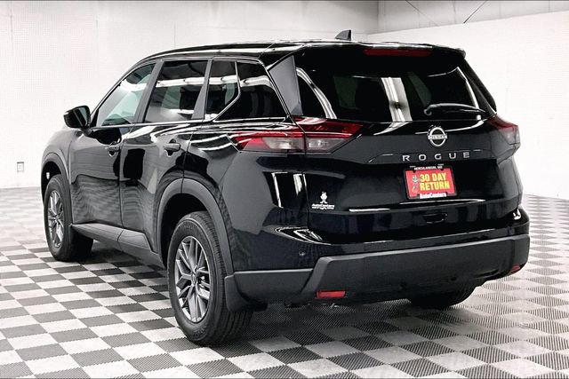 New 2026 Nissan Rogue S image 4