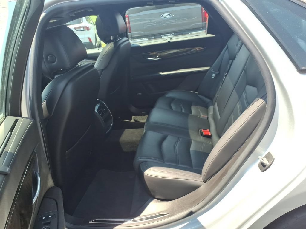 Used 2018 Cadillac CT6 Luxury AWD/4WD image 16