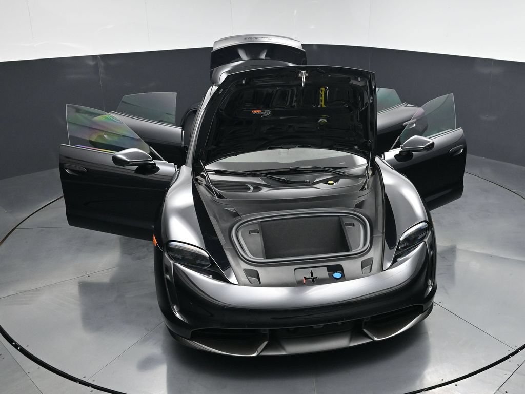 Certified 2024 Porsche Taycan Turbo S w/ Premium Package AWD/4WD image 33