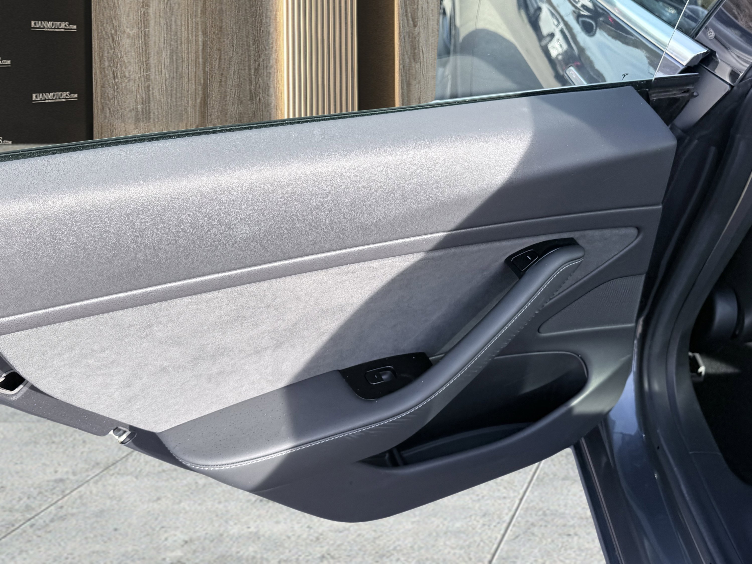 Used 2019 Tesla Model 3 Long Range image 25