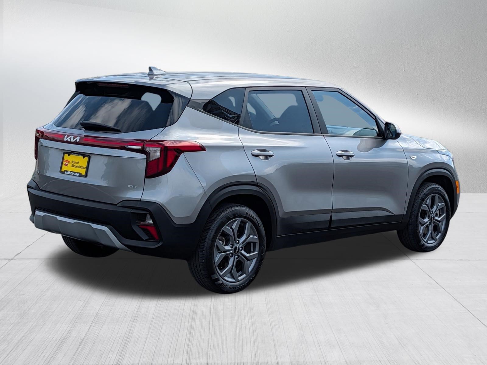 Certified 2025 Kia Seltos LX AWD/4WD image 7