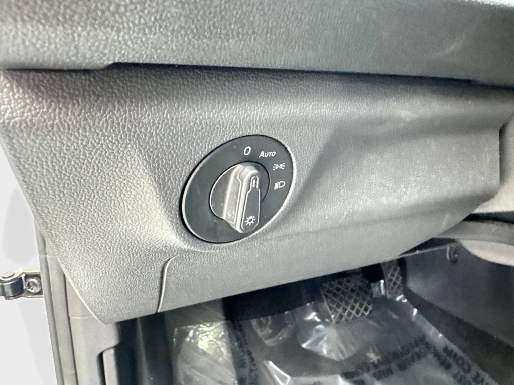 Used 2019 Volkswagen Jetta S w/ Driver Assistance Package FWD image 55