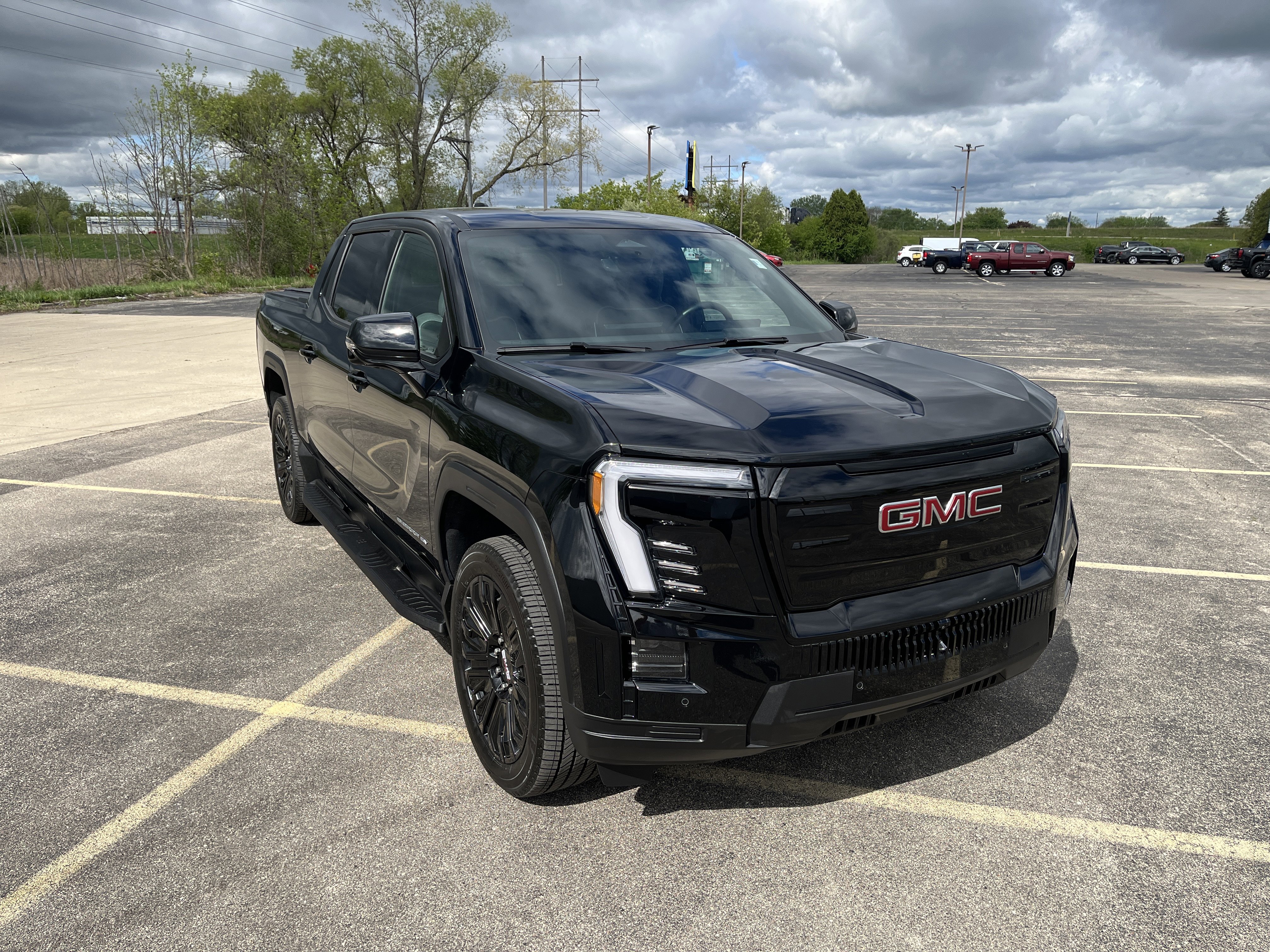 Used 2026 GMC Sierra EV Elevation w/ Premium Package AWD/4WD image 8
