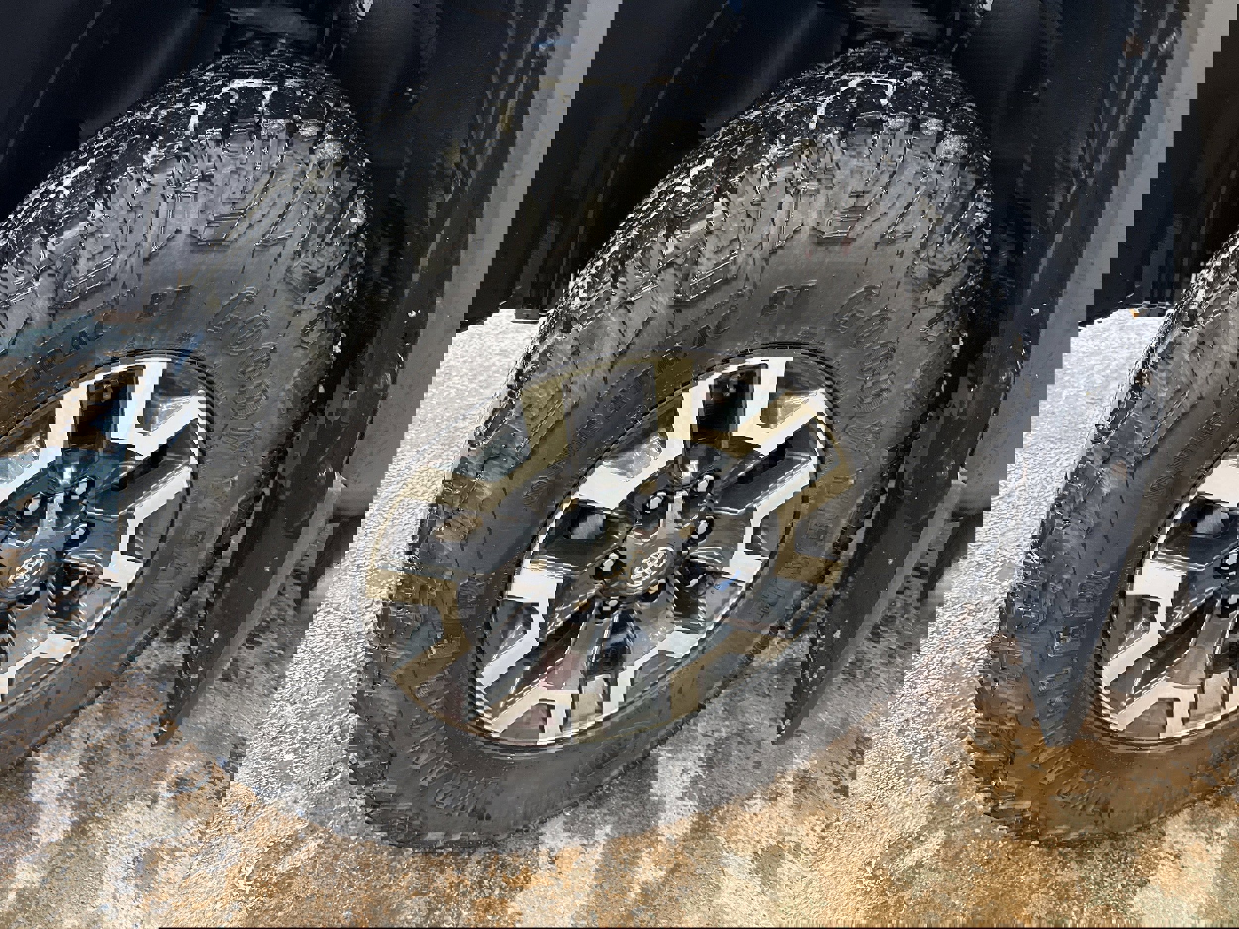 Used 2021 Toyota Tacoma TRD Off-Road w/ TRD Premium Off Road Package image 4