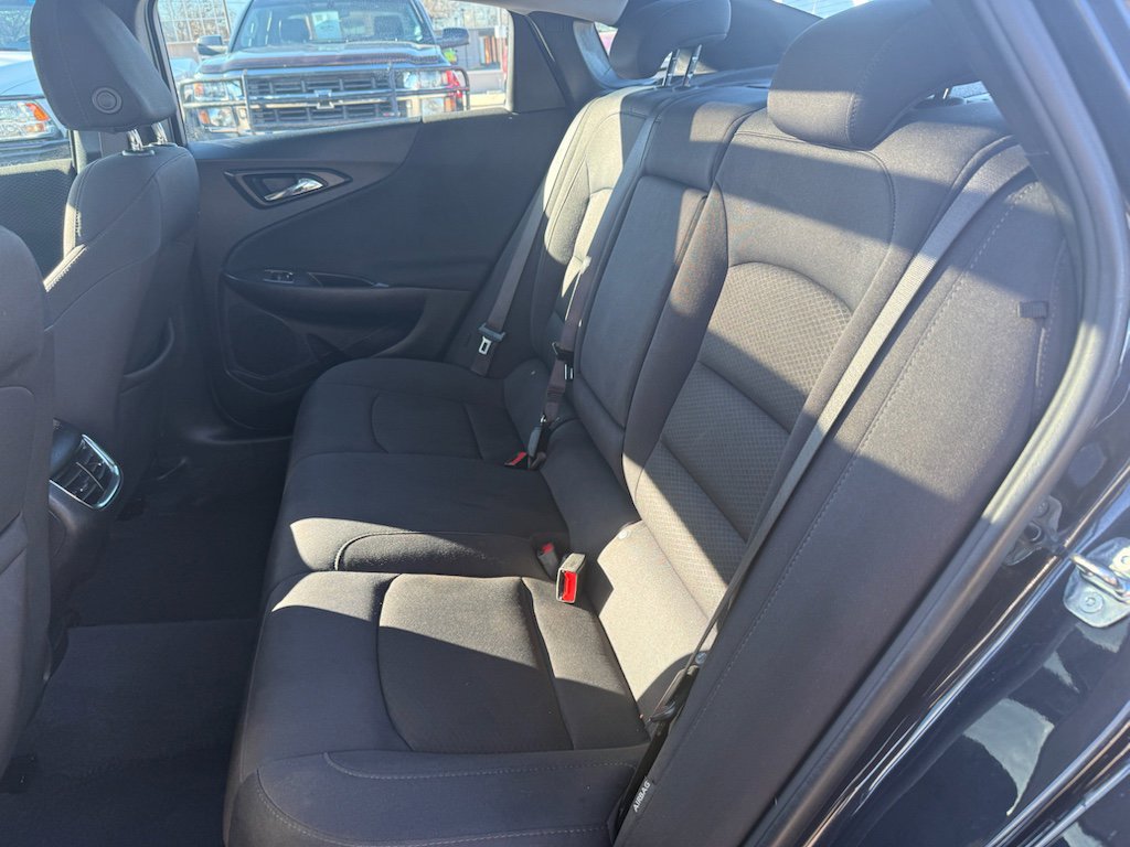 Used 2022 Chevrolet Malibu LT image 16