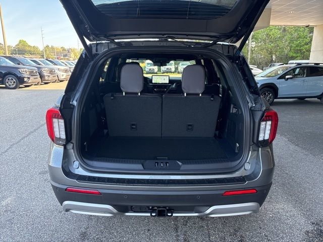 New 2026 Ford Explorer Platinum RWD image 7