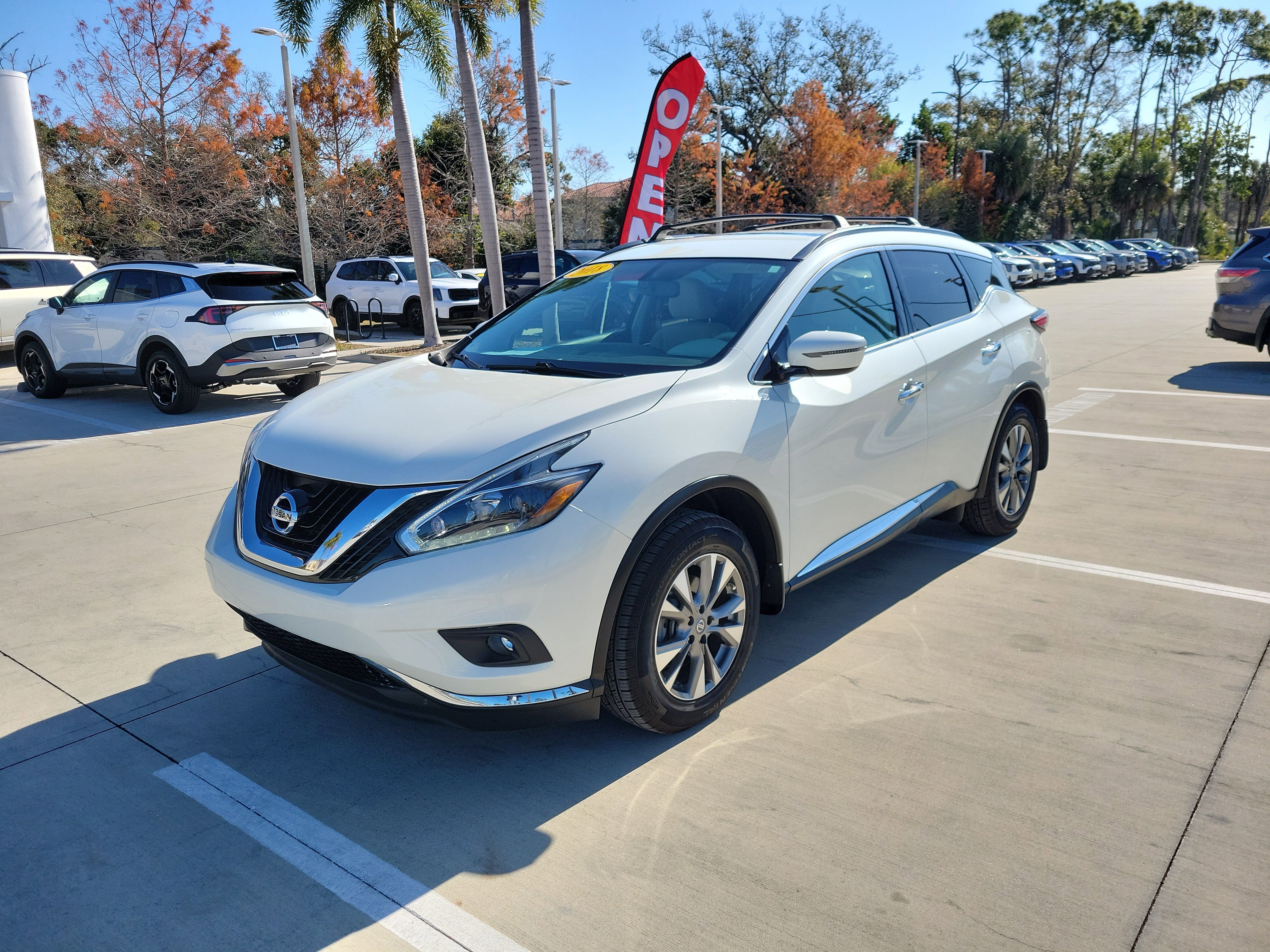 Used 2018 Nissan Murano SV w/ Cargo Package image 8