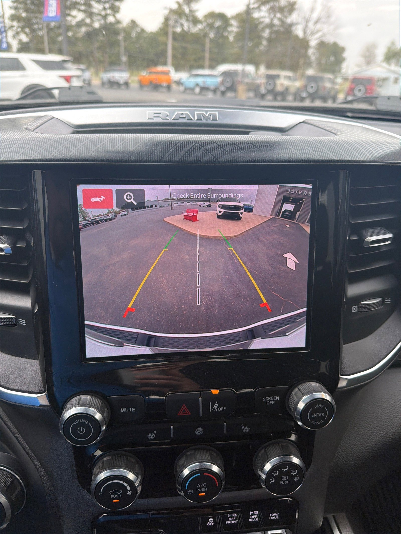 Used 2025 RAM 1500 Big Horn image 21