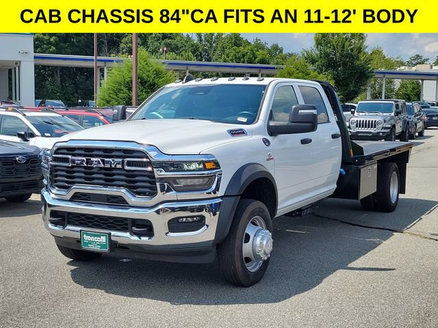 New 2026 RAM 5500 Tradesman AWD/4WD image 2