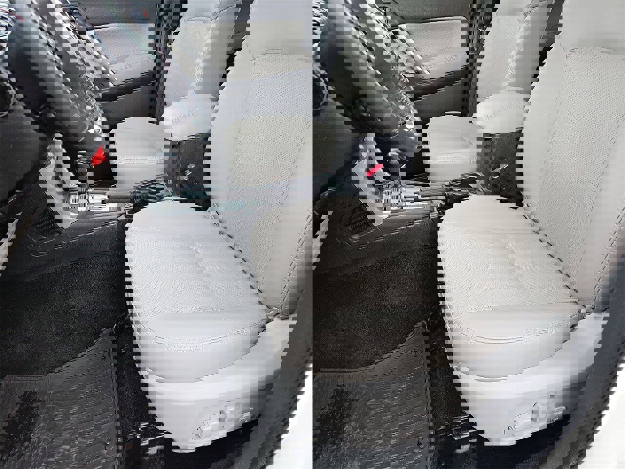 Used 2016 Subaru Forester 2.5i Limited image 15