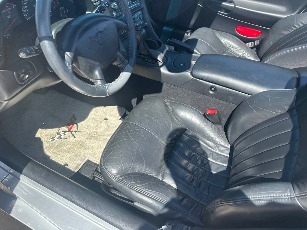 Used 1998 Chevrolet Corvette Convertible w/ Memory Pkg RWD image 5