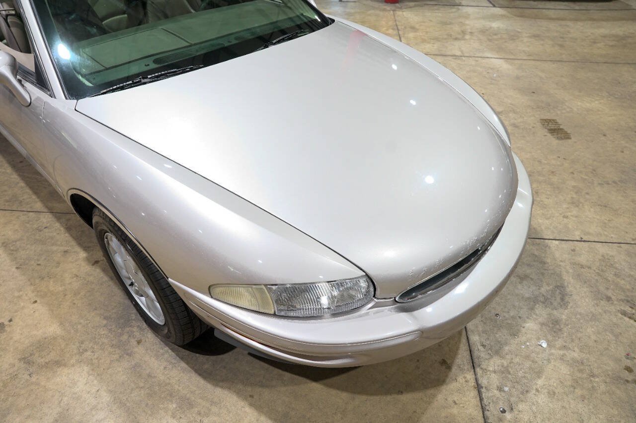 Used 1996 Buick Riviera Supercharged Coupe FWD image 18