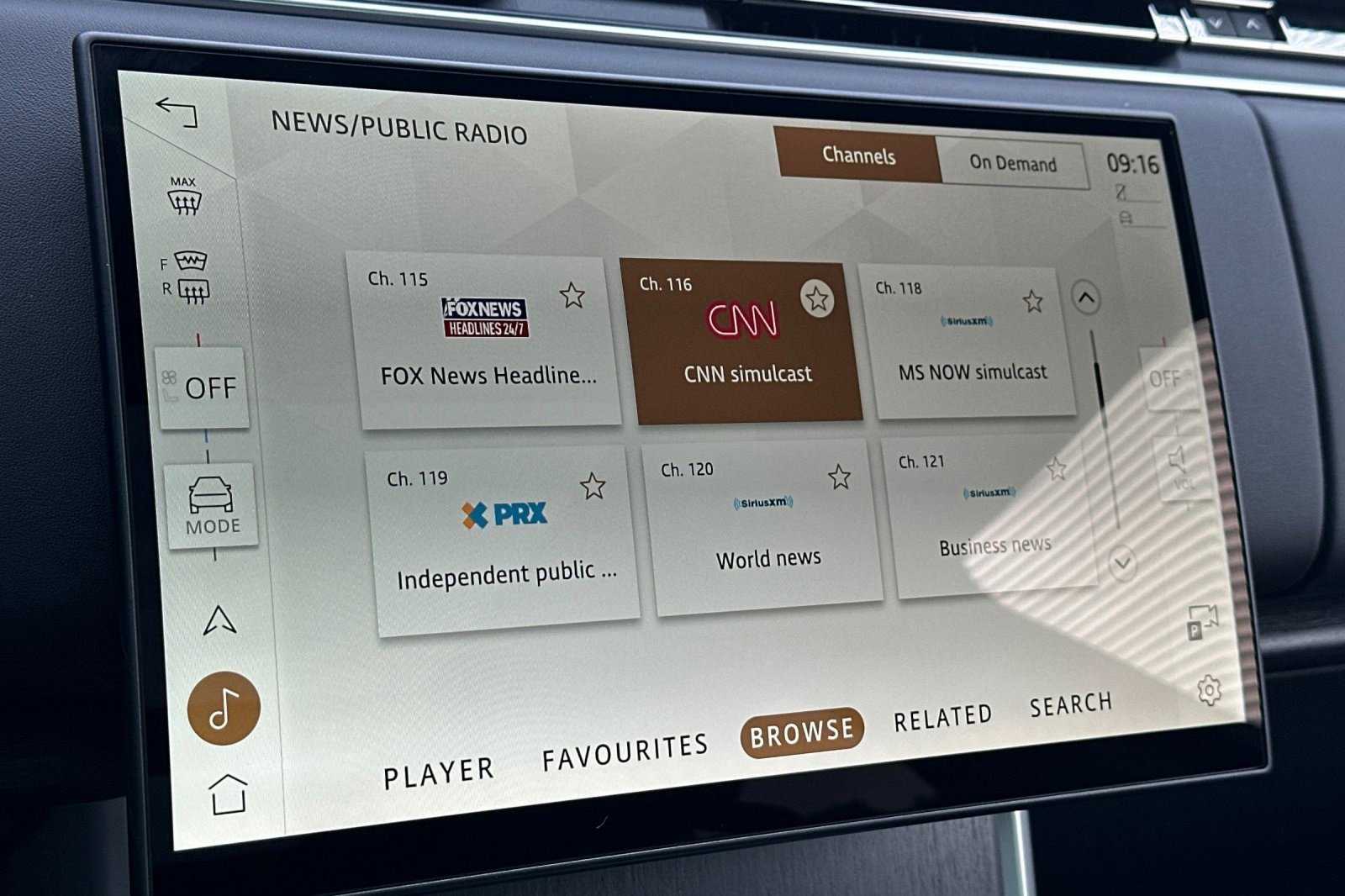 New 2026 Land Rover Range Rover SE image 19