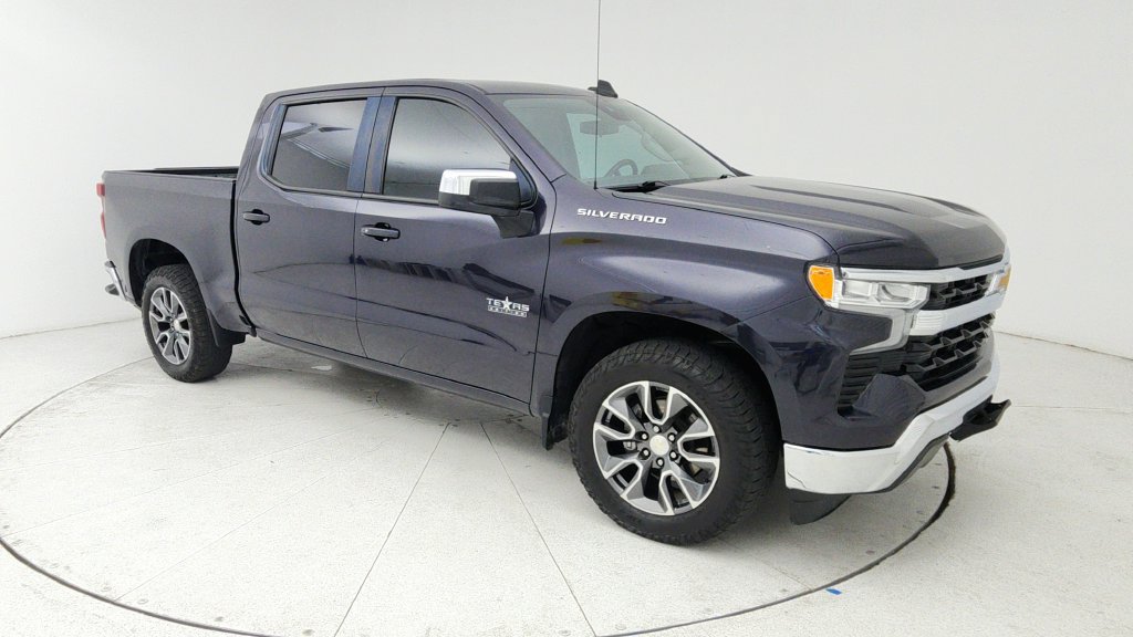Certified 2022 Chevrolet Silverado 1500 LT RWD image 1