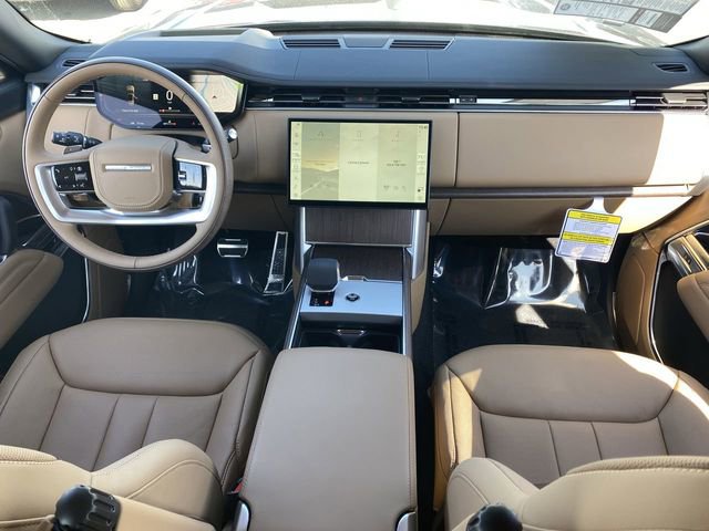 Used 2025 Land Rover Range Rover Long Wheelbase SE AWD/4WD image 14