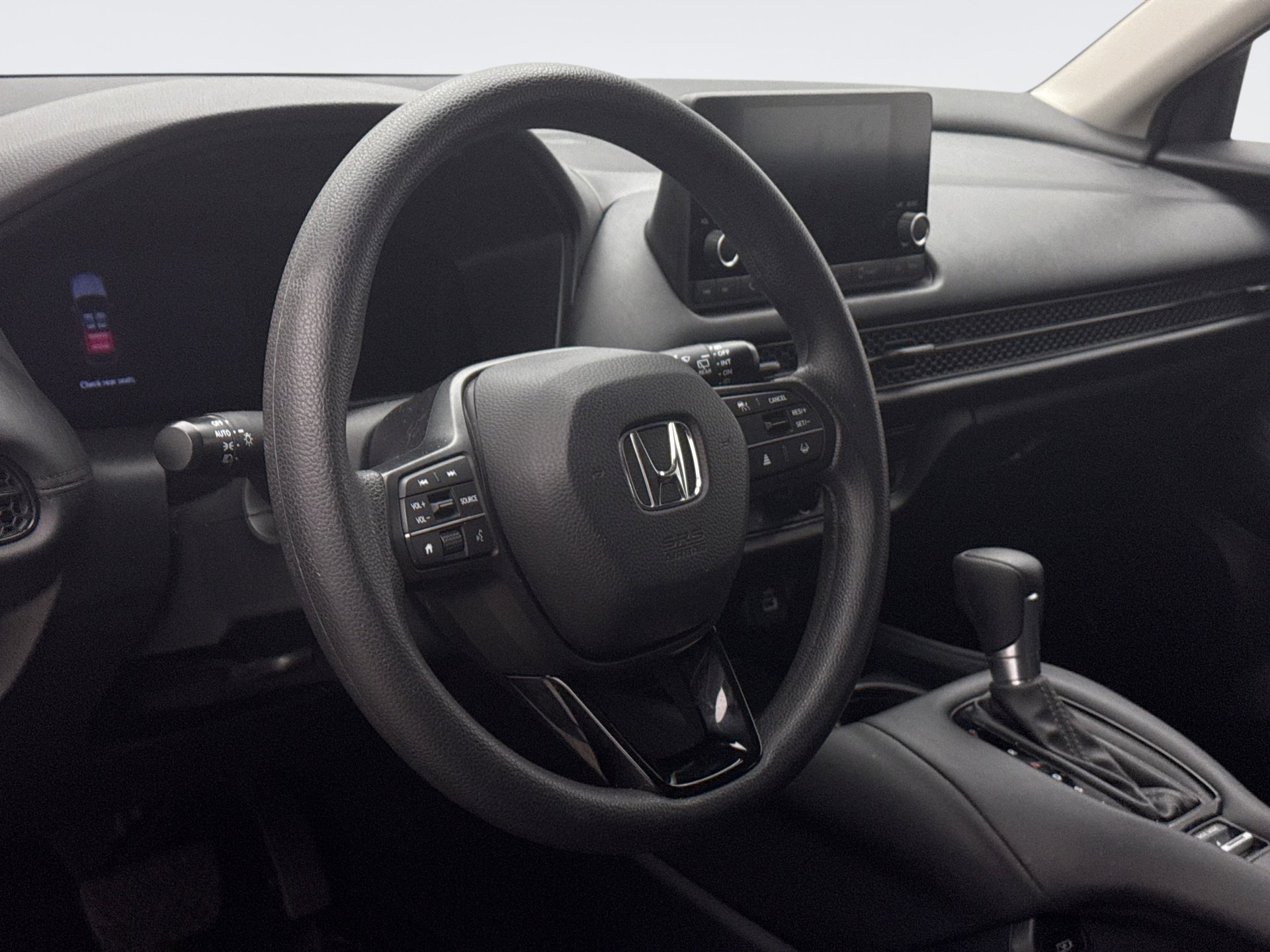 Used 2023 Honda HR-V LX image 7
