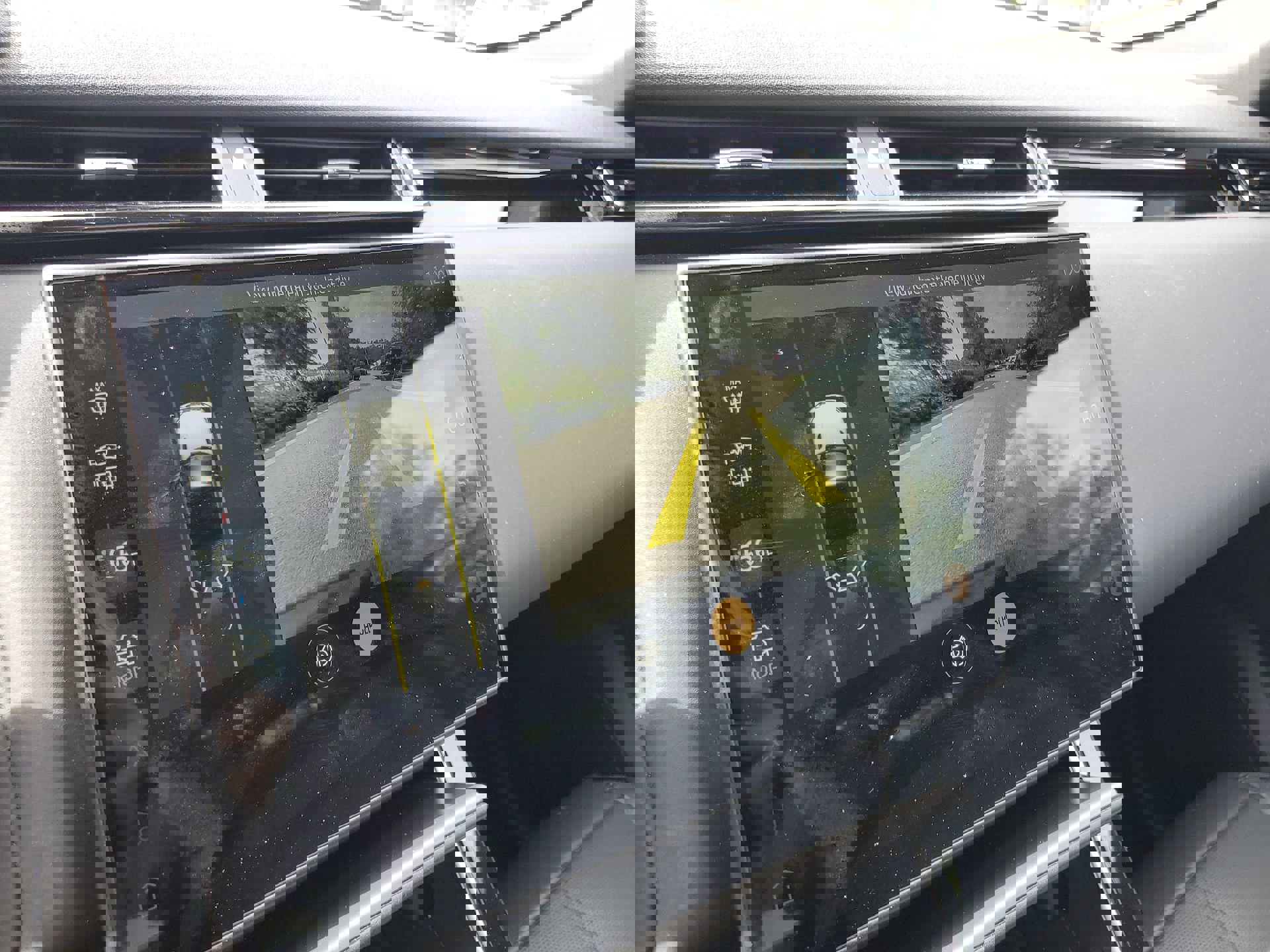 Used 2025 Land Rover Range Rover Velar Dynamic SE image 88