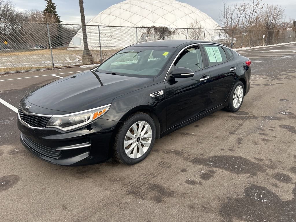 Used 2018 Kia Optima LX w/ Convenience Package image 1