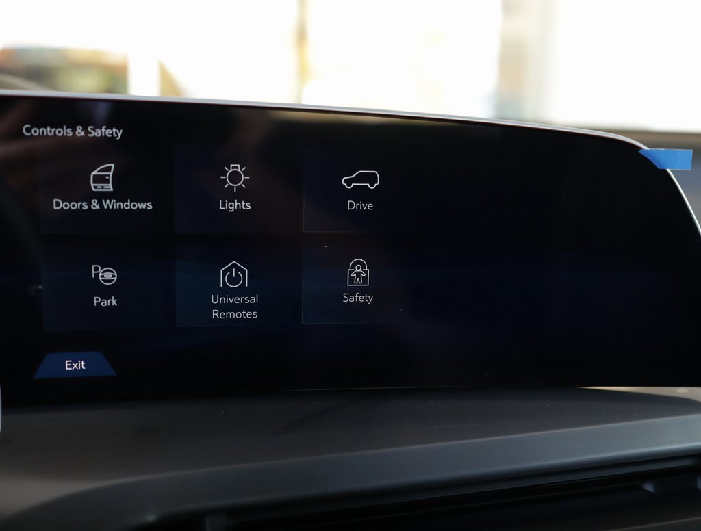 New 2026 Cadillac Vistiq Premium Luxury image 18