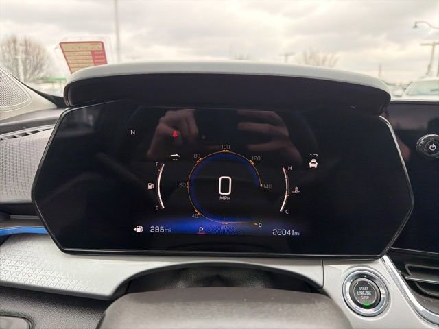 Used 2024 Chevrolet Trax LT w/ Driver Confidence Package image 35