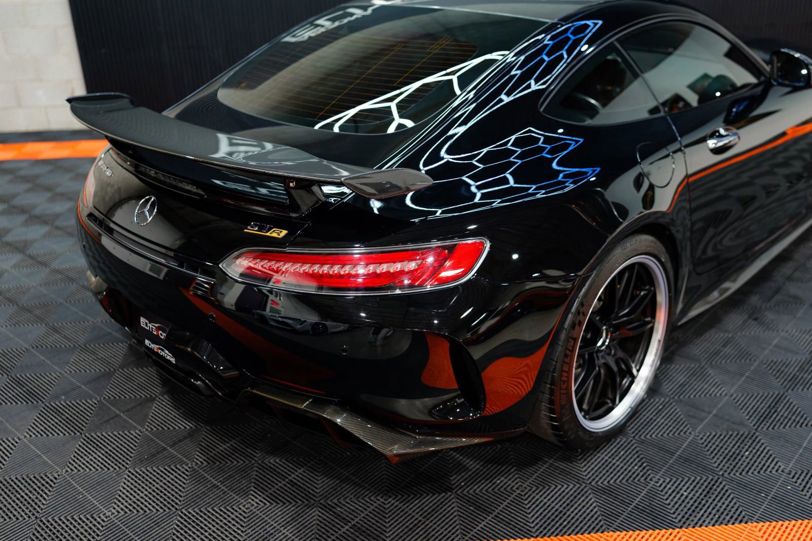 Used 2018 Mercedes-Benz AMG GT R image 21