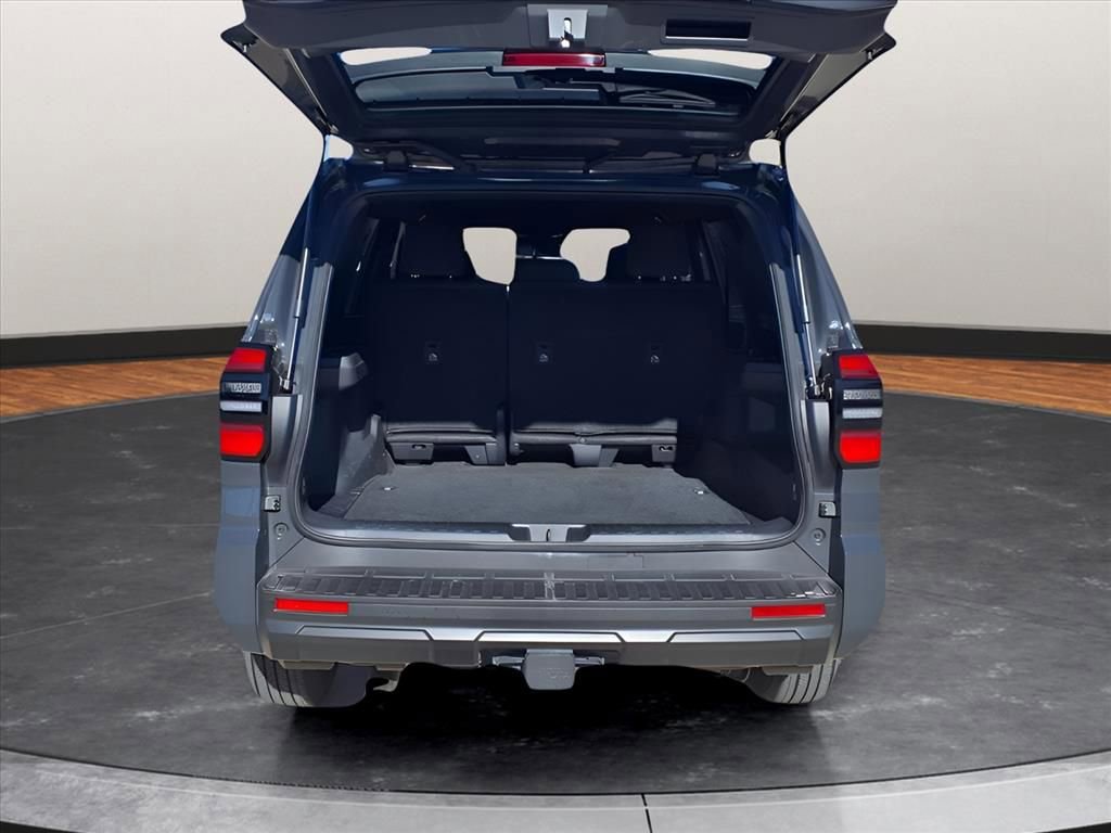 Used 2025 Toyota 4Runner SR5 image 13