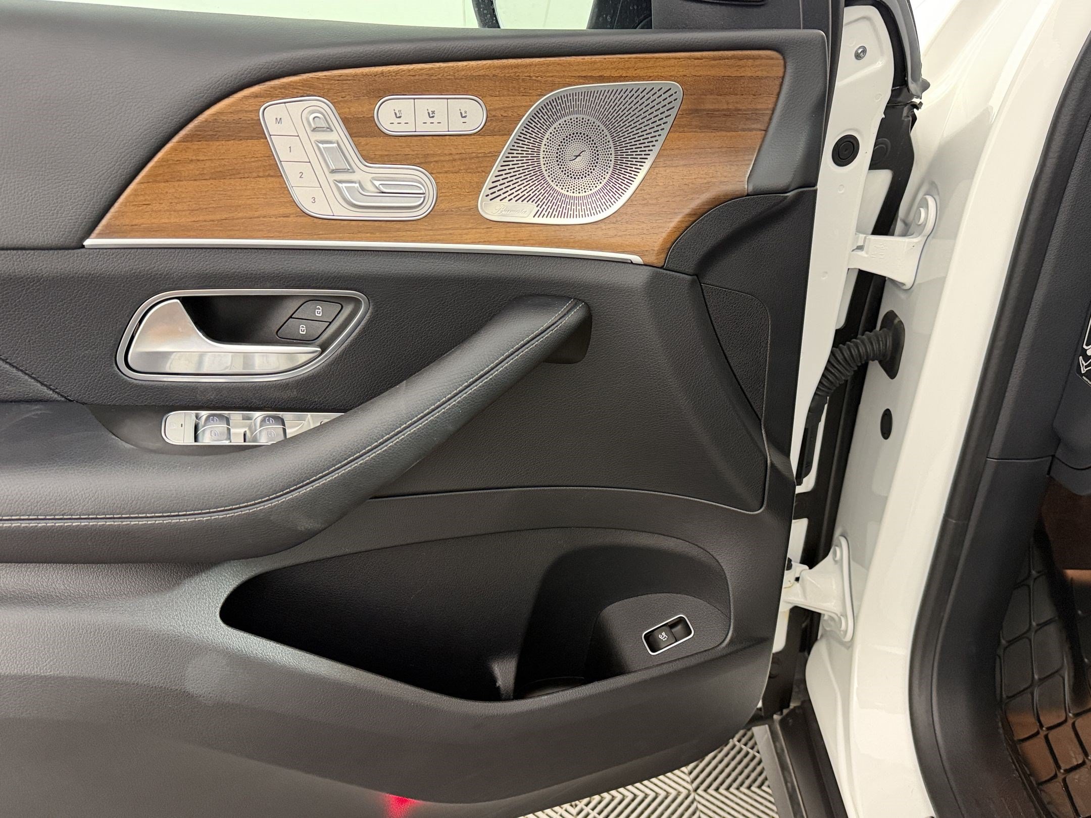 Certified 2024 Mercedes-Benz GLE 450 4MATIC image 14