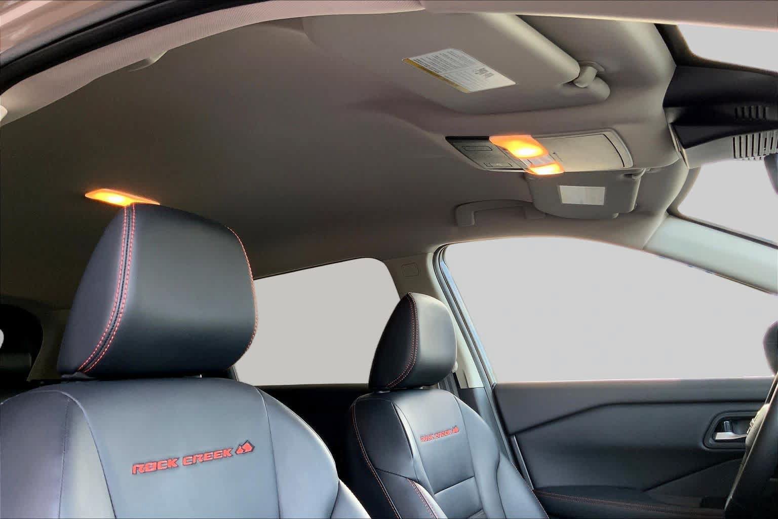 Used 2025 Nissan Rogue SV AWD/4WD image 14