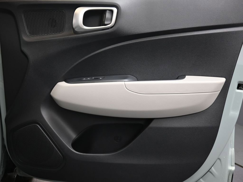 New 2026 Hyundai Venue SEL image 11