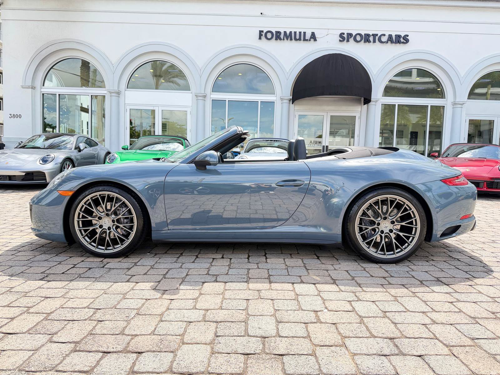 Used 2017 Porsche 911 Carrera 4 AWD/4WD image 21