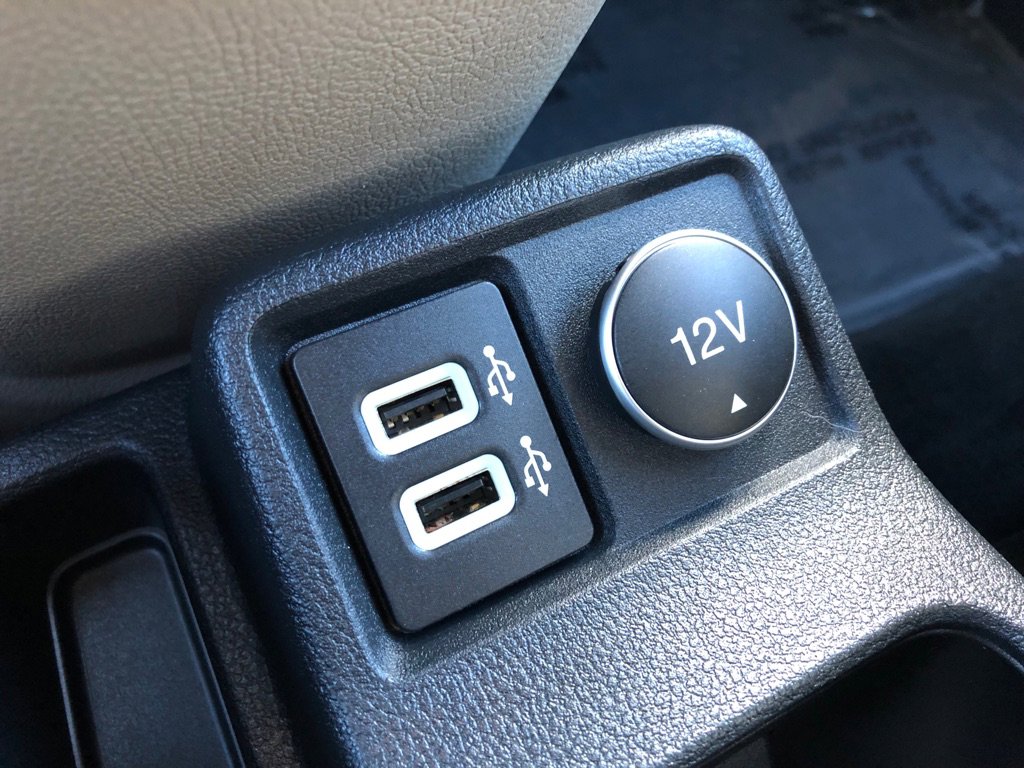 Used 2020 Ford Transit Connect XLT image 28