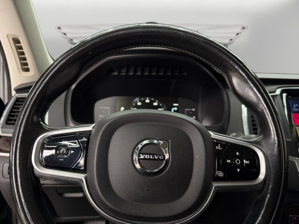 Used 2019 Volvo XC90 T5 Momentum w/ Advanced Package AWD/4WD image 18
