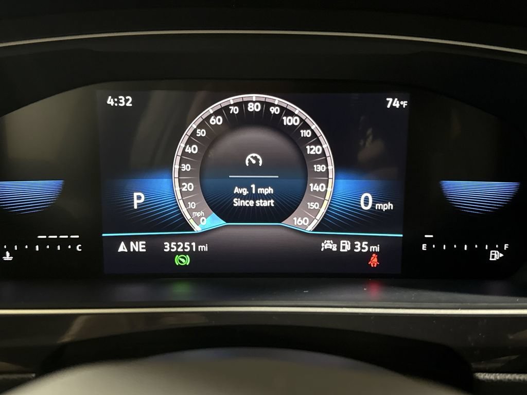 Used 2023 Volkswagen Tiguan SE R-Line FWD image 12