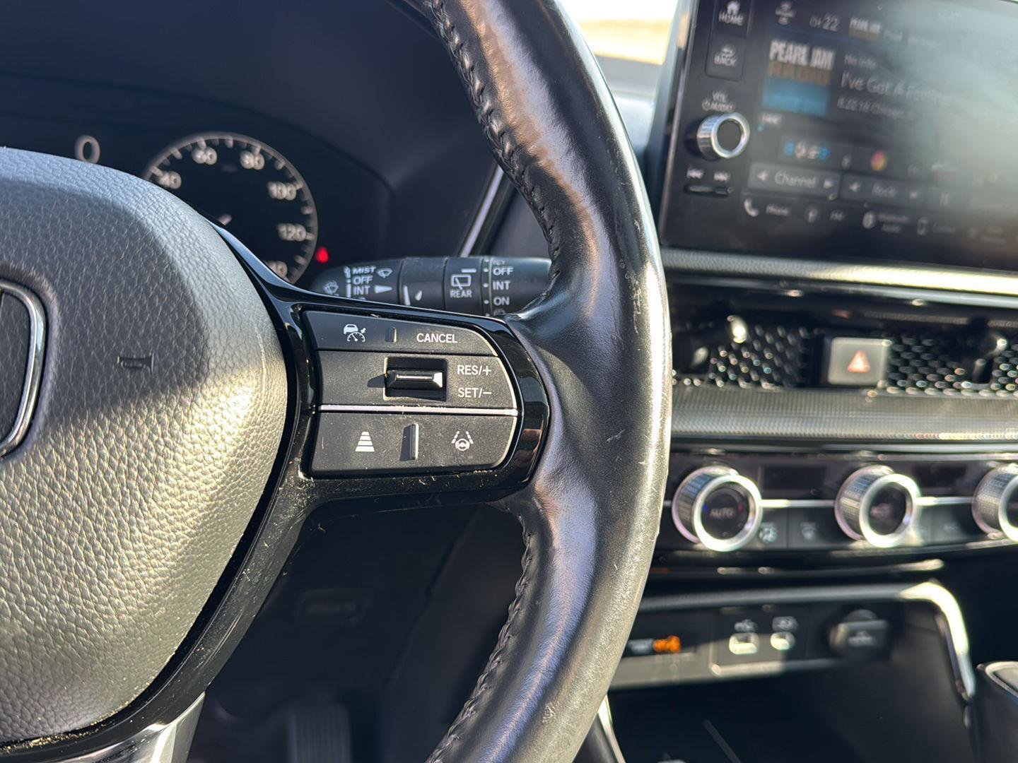 Used 2024 Honda CR-V EX-L image 18