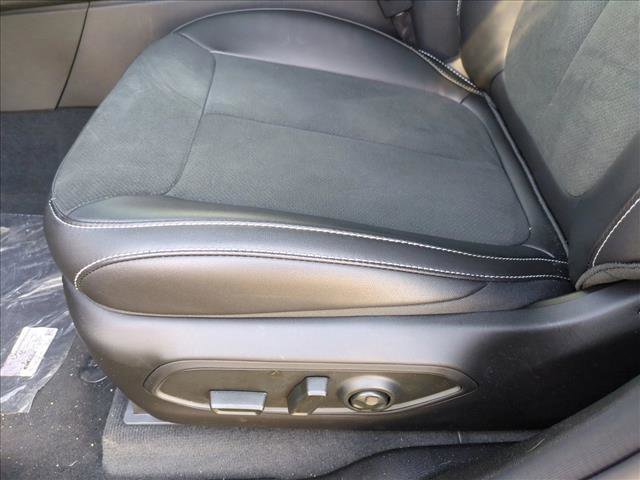 New 2026 Jeep Grand Cherokee Altitude image 3