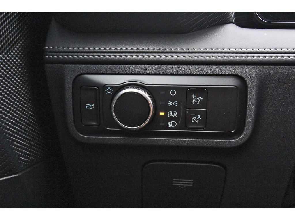 Used 2024 Ford Mustang Premium image 19