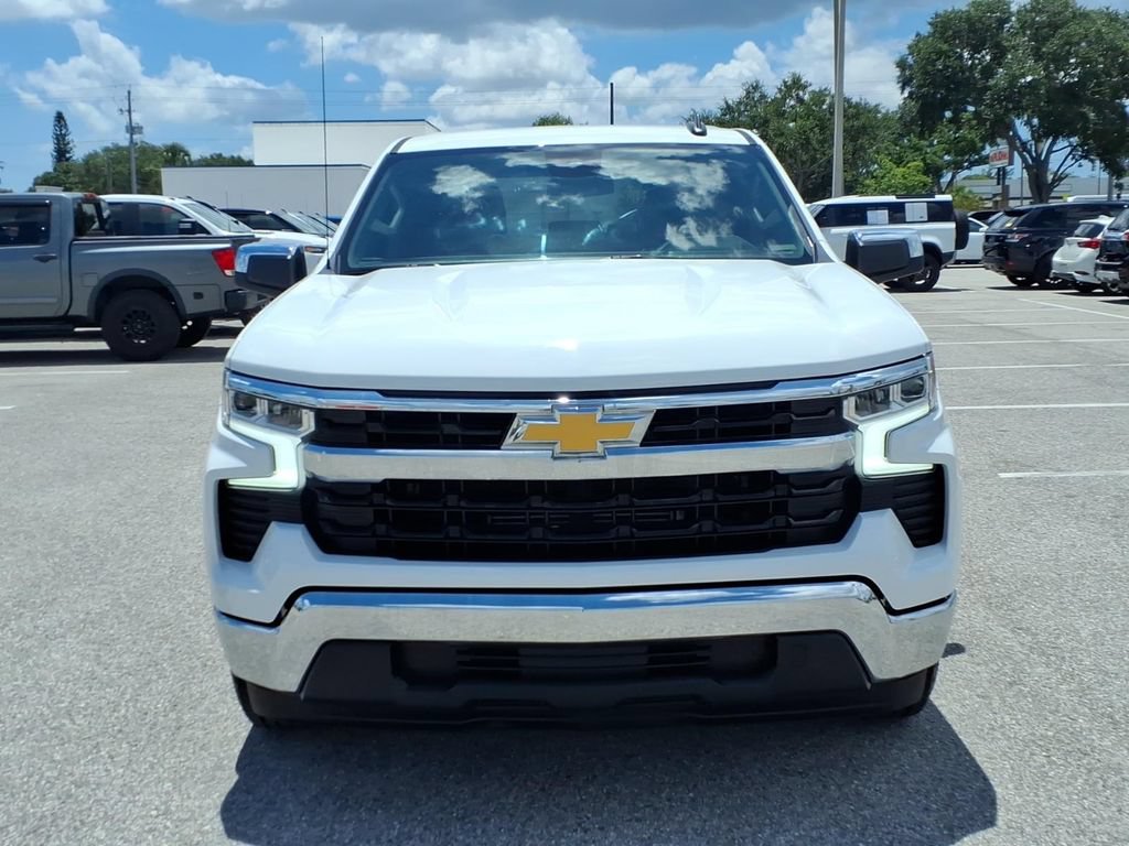 Used 2023 Chevrolet Silverado 1500 LT w/ Protection Package RWD image 2