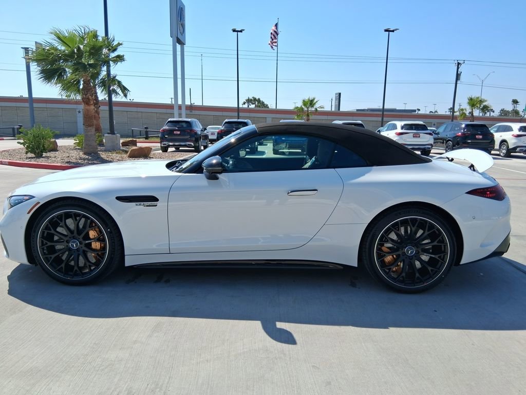 New 2026 Mercedes-Benz SL 63 AMG S e Performance 4MATIC image 9