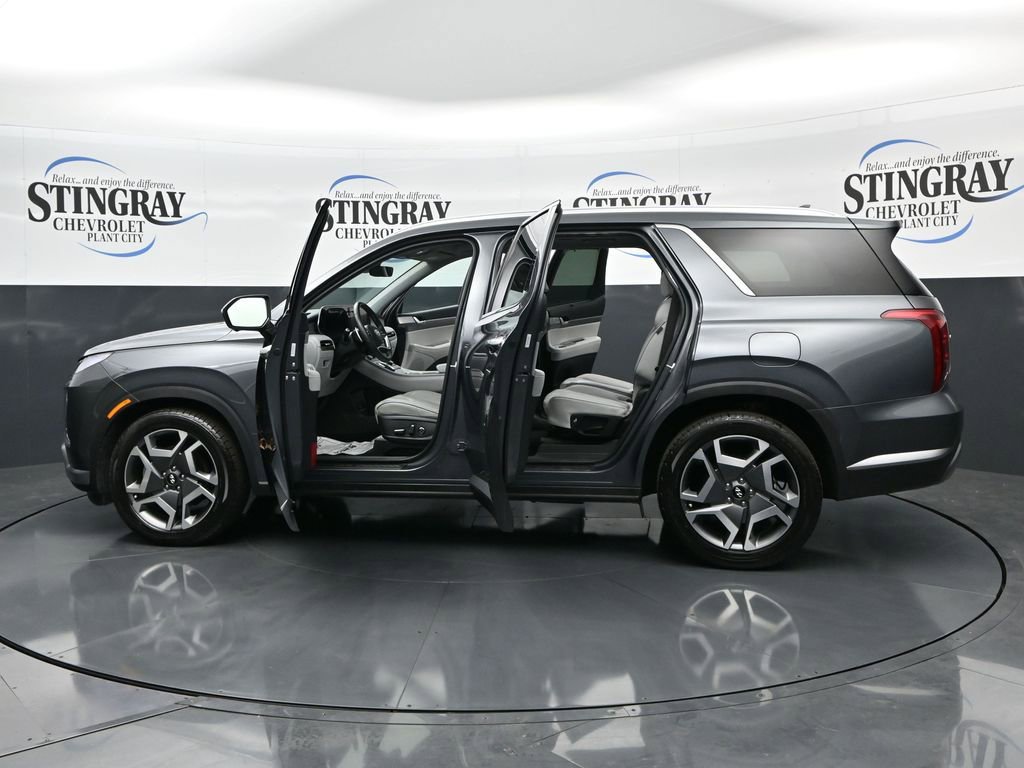 Used 2024 Hyundai Palisade SEL w/ Premium Package image 28