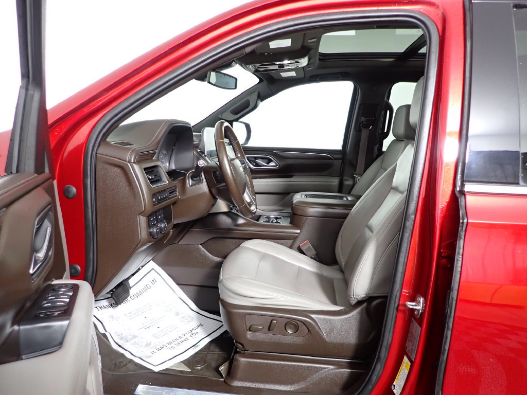 Used 2021 Chevrolet Suburban LT AWD/4WD image 25