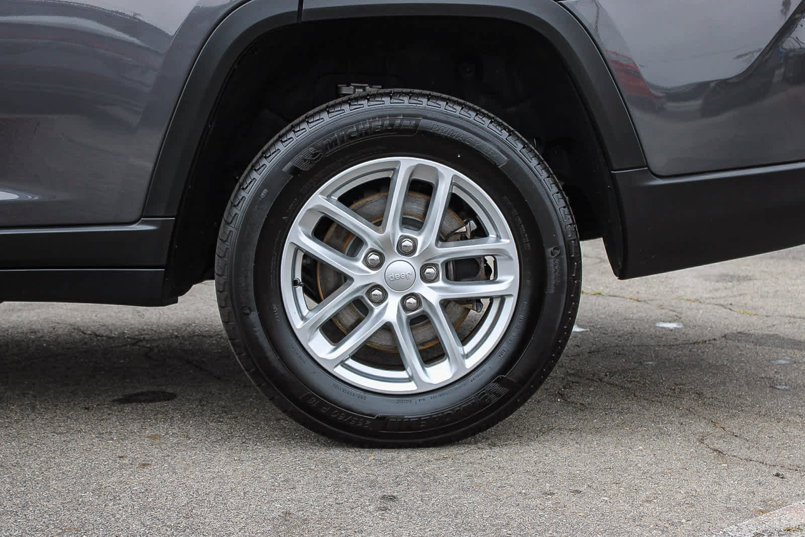 Used 2025 Jeep Grand Cherokee L Laredo image 10