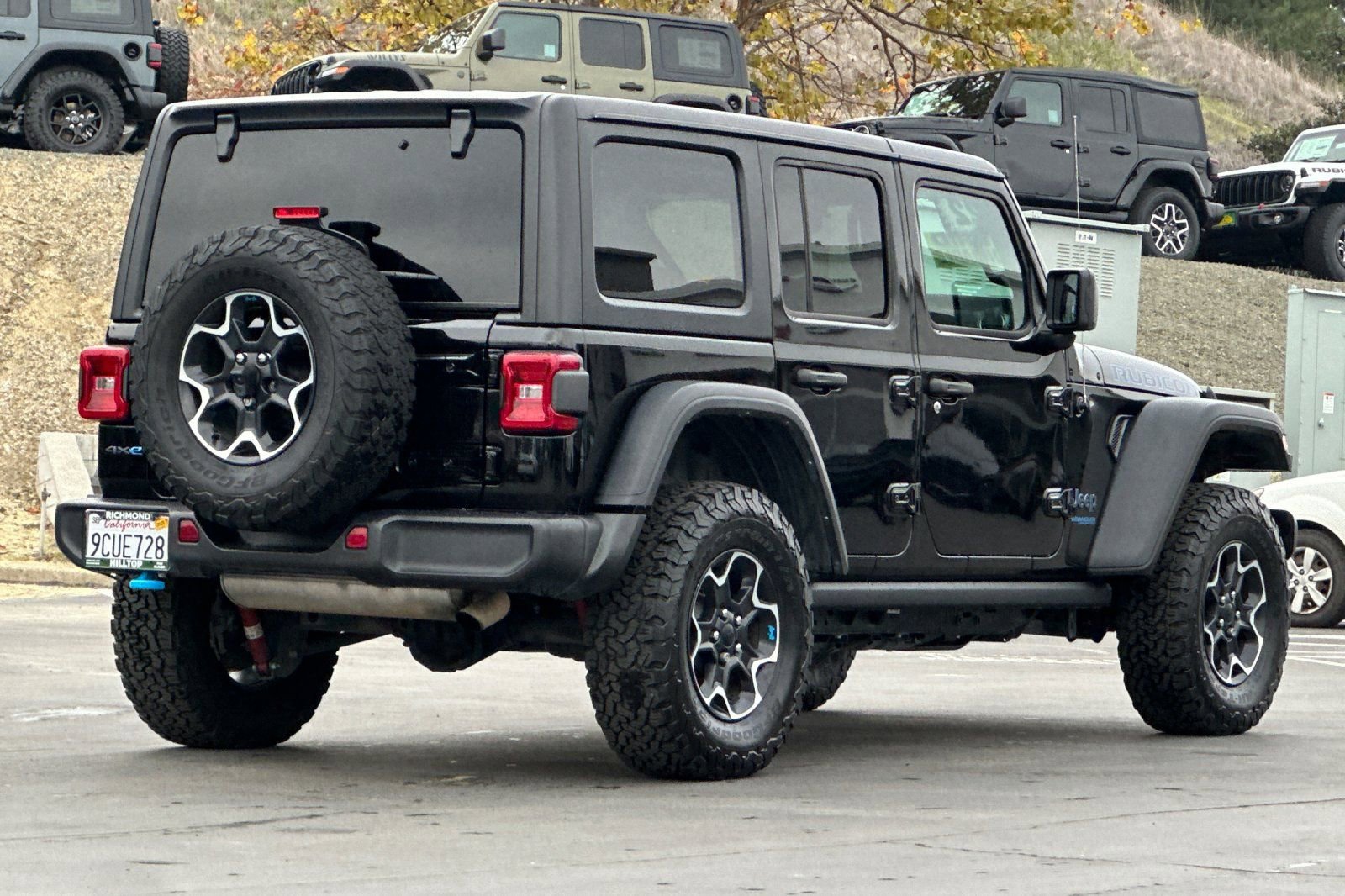 Used 2022 Jeep Wrangler Unlimited Rubicon 4xe image 4