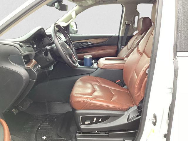 Used 2020 Cadillac Escalade Luxury AWD/4WD image 9