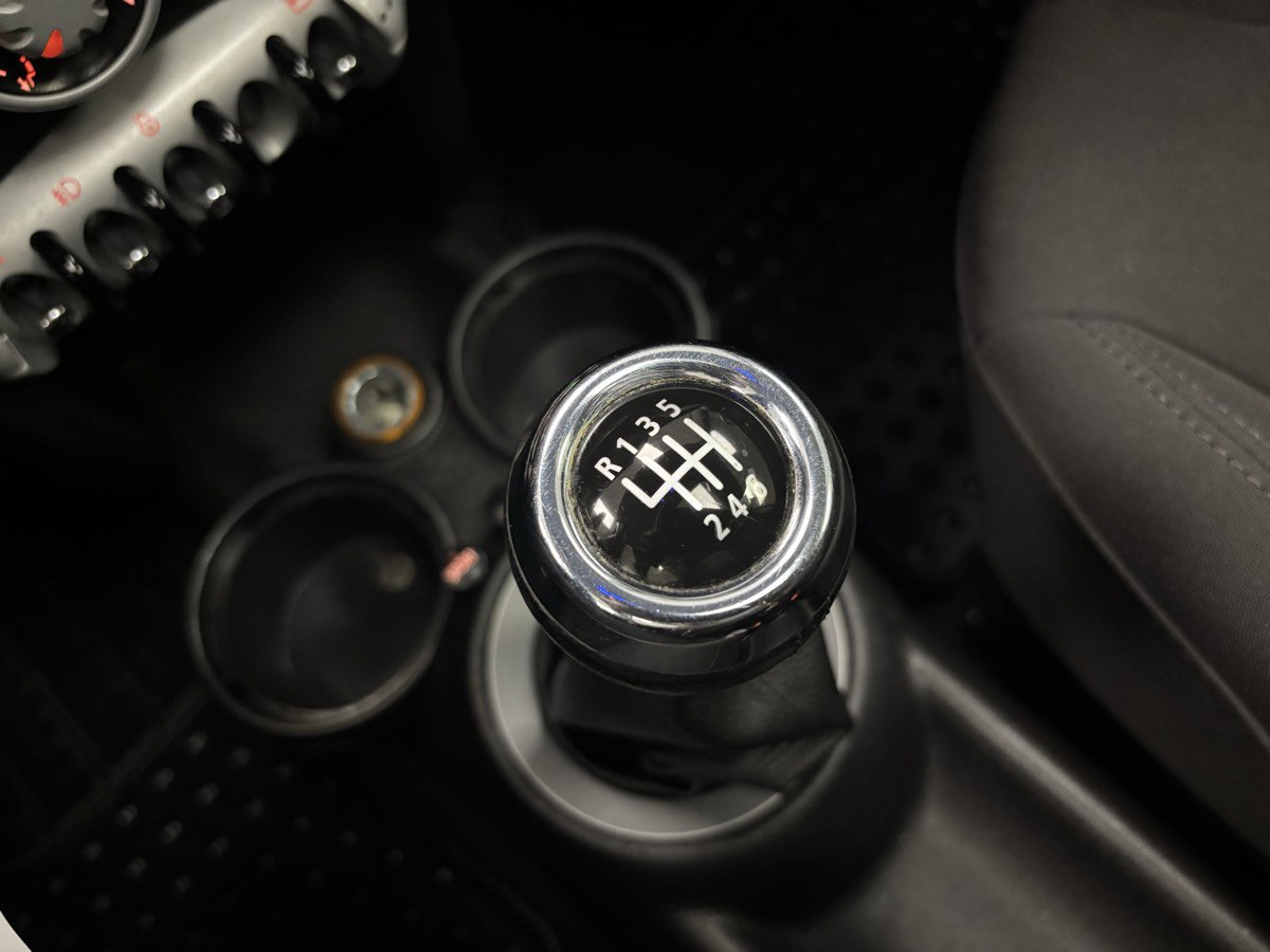 Used 2008 MINI Cooper Hardtop image 18