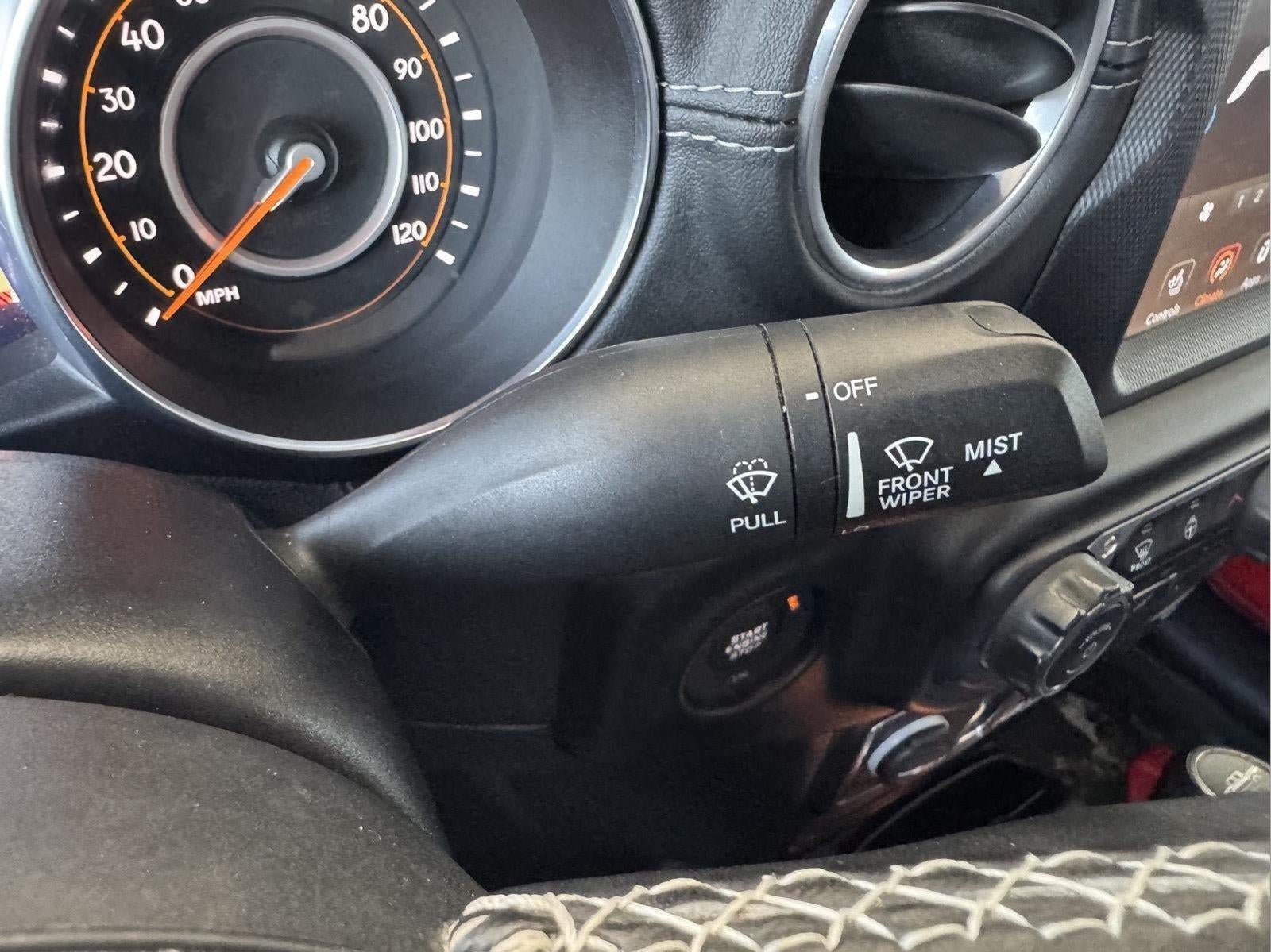 Used 2020 Jeep Gladiator Overland AWD/4WD image 15