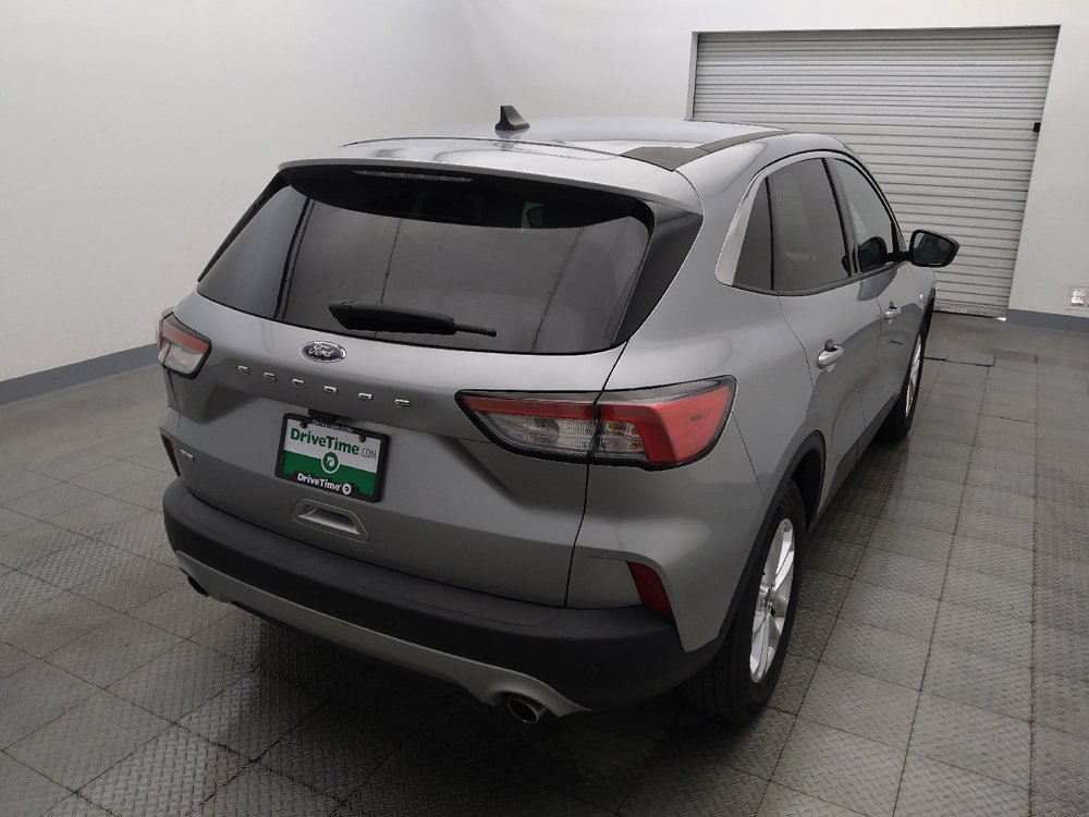 Used 2022 Ford Escape SE FWD image 7