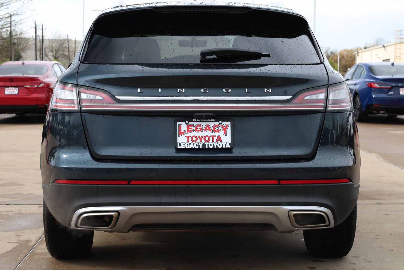 Used 2023 Lincoln Nautilus FWD w/ Premium Package image 9